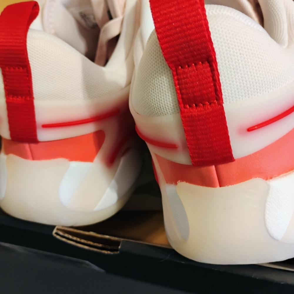 Women's Cute New Jordan Men's Heir Series Treat Yourself Shoes - Picture 4 of 9